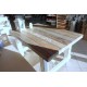 Solidny stół z drewna sosnowego